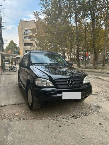 Mercedes ML 320 1999, 320,000 km - 3.2 l - Mingəçevir
