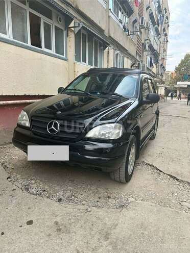 Mercedes ML 320 1999, 320,000 km - 3.2 l - Mingəçevir