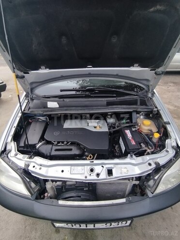 Opel Zafira 2001, 390,000 km - 2.2 l - Xırdalan
