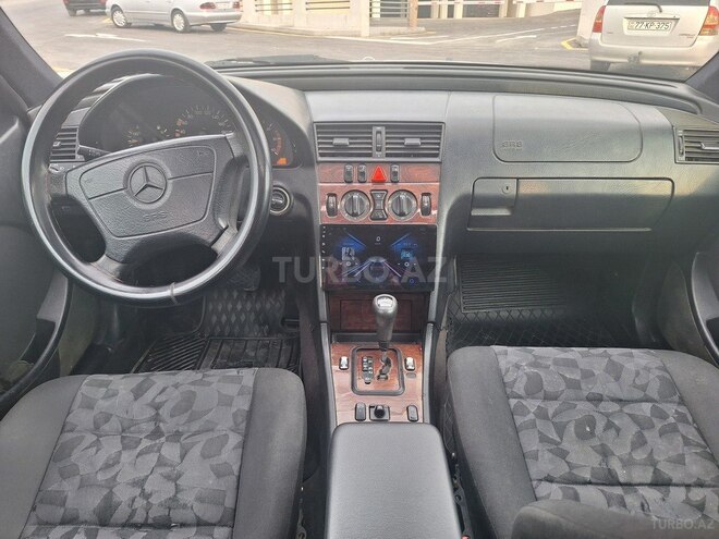 Mercedes C 220 1999, 353,500 km - 2.2 l - Bakı