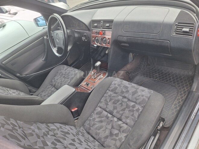 Mercedes C 220 1999, 353,500 km - 2.2 l - Bakı