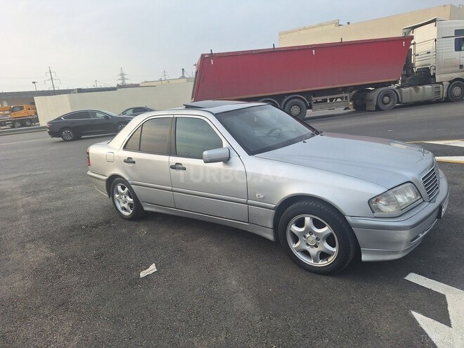 Mercedes C 220 1999, 353,500 km - 2.2 l - Bakı