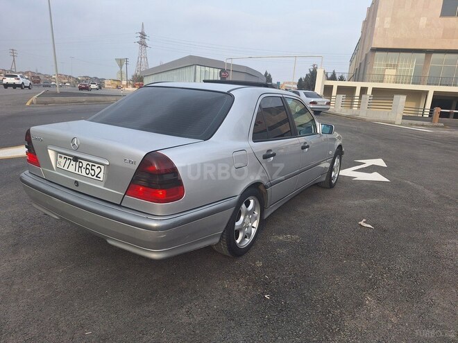 Mercedes C 220 1999, 353,500 km - 2.2 l - Bakı