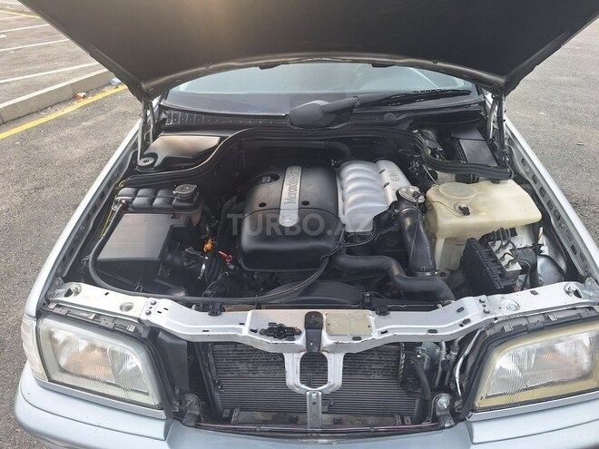 Mercedes C 220 1999, 353,500 km - 2.2 l - Bakı
