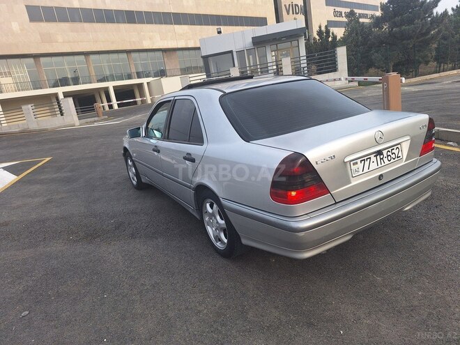 Mercedes C 220 1999, 353,500 km - 2.2 l - Bakı