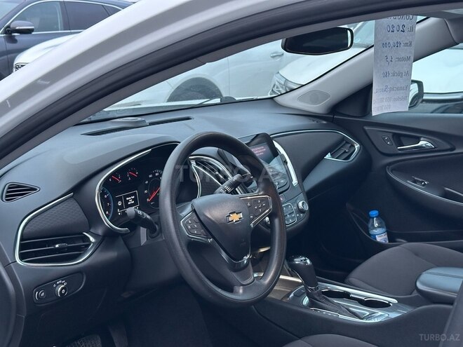Chevrolet Malibu-9
