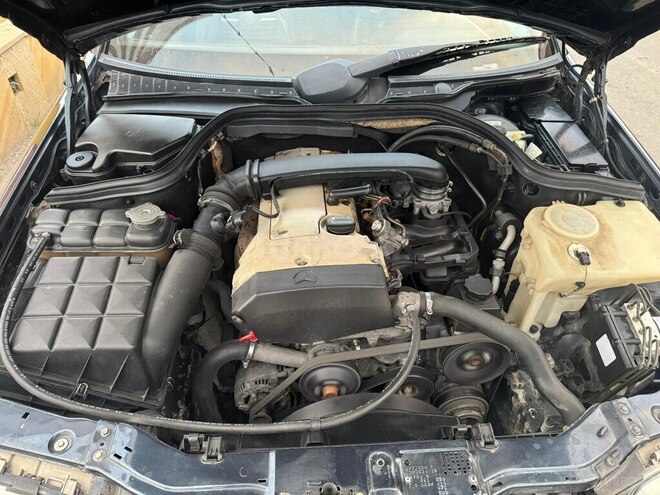 Mercedes C 230 1999, 250,000 km - 2.3 л - Şirvan