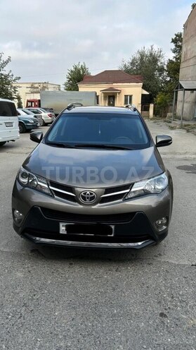 Toyota RAV4-13