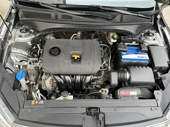 Kia Cerato-9
