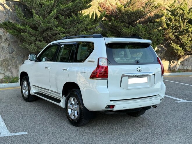 Toyota Land Cruiser Prado 2012, 140,000 km - 2.7 л - Bakı