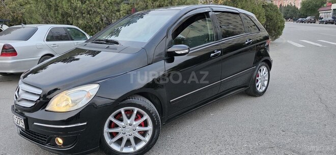 Mercedes B 170 2005, 165,000 km - 1.7 л - Sumqayıt
