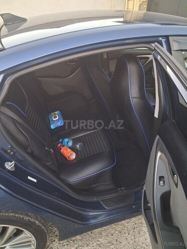 Hyundai Elantra 2015, 144,000 km - 1.8 l - Bakı