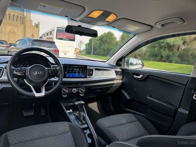 Kia Rio 2018, 86,000 km - 1.6 l - Bakı