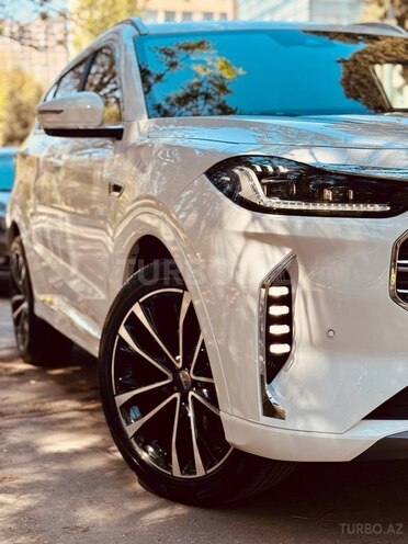 JETOUR X70 PLUS-3