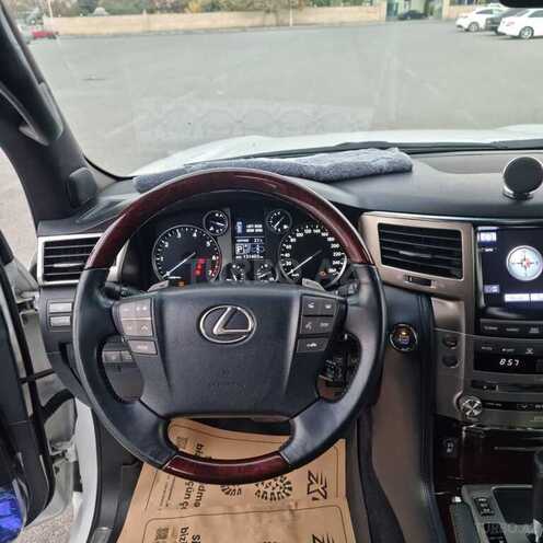 Lexus LX 570 2013, 131,000 km - 5.7 l - Bərdə