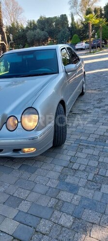 Mercedes E 220 2000, 616,000 km - 2.2 l - Lənkəran