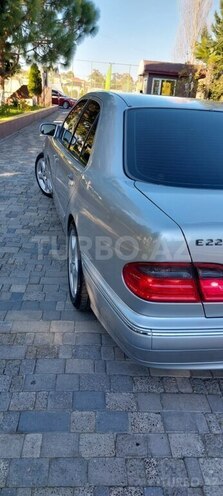 Mercedes E 220 2000, 616,000 km - 2.2 l - Lənkəran