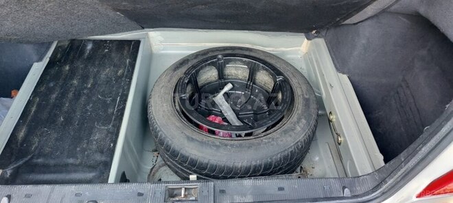 Mercedes E 220 2000, 616,000 km - 2.2 l - Lənkəran