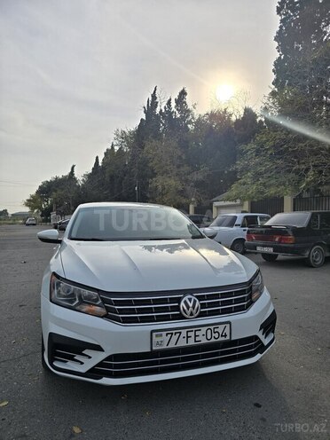 Volkswagen Passat 2016, 147,000 km - 1.8 l - Bakı
