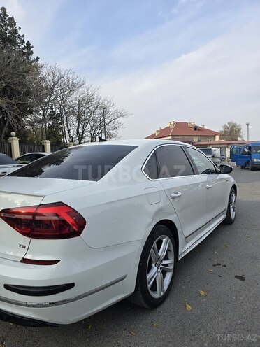 Volkswagen Passat 2016, 147,000 km - 1.8 l - Bakı