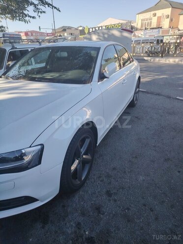 Audi A4-3