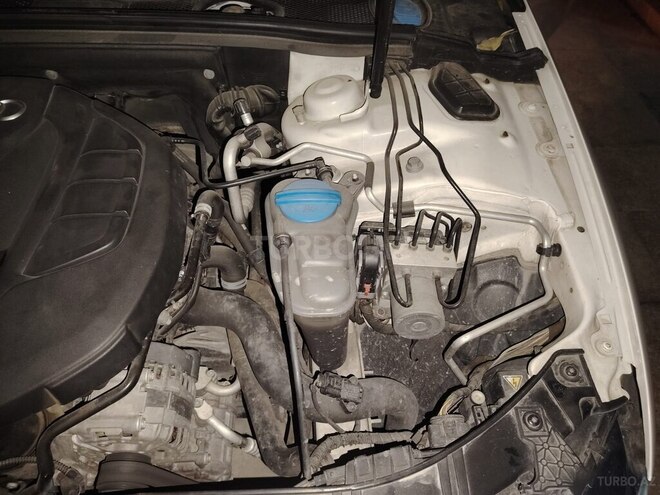Audi A4-10