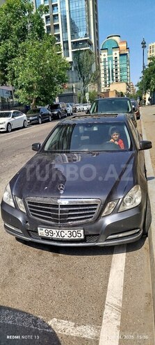 Mercedes E 220 2010, 245,000 km - 2.1 л - Bakı