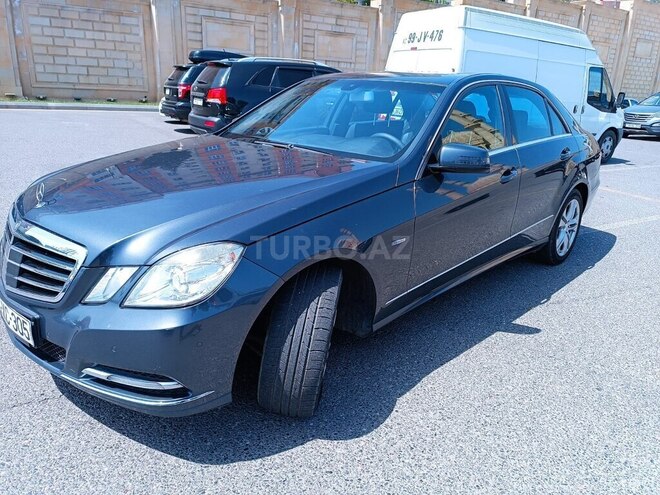 Mercedes E 220 2010, 245,000 km - 2.1 л - Bakı
