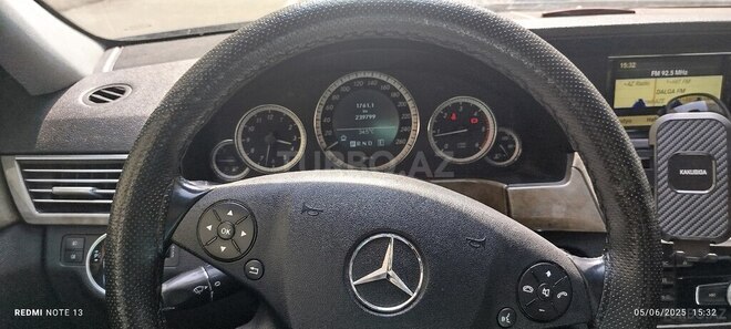 Mercedes E 220 2010, 245,000 km - 2.1 л - Bakı