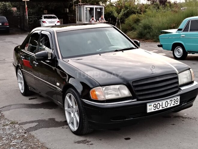 Mercedes C 220 1995, 250,000 km - 2.2 l - Bakı