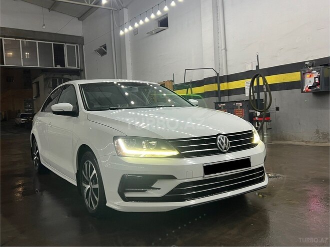 Volkswagen Jetta 2017, 92,500 km - 1.4 л - Bakı