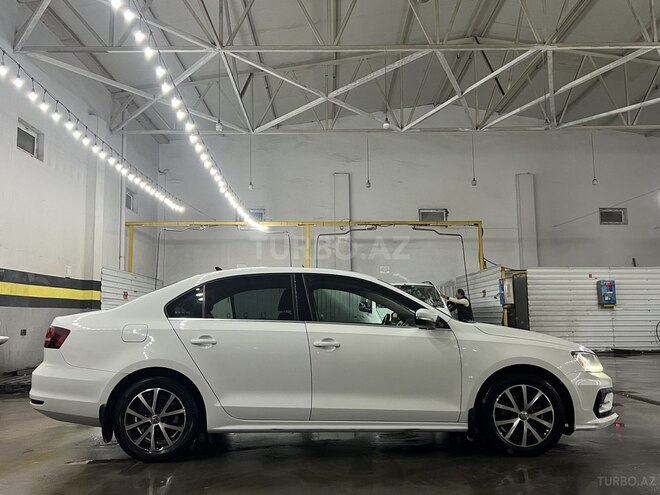 Volkswagen Jetta 2017, 92,500 km - 1.4 л - Bakı