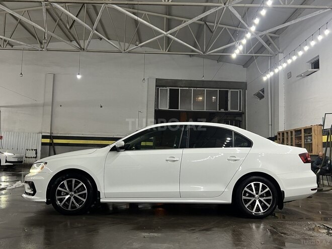 Volkswagen Jetta 2017, 92,500 km - 1.4 л - Bakı