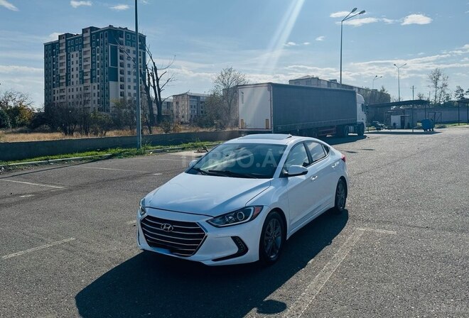 Hyundai Elantra 2017, 185,000 km - 2.0 л - Gəncə