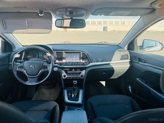 Hyundai Elantra 2017, 185,000 km - 2.0 л - Gəncə