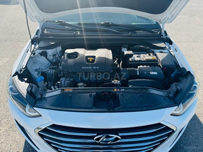 Hyundai Elantra 2017, 185,000 km - 2.0 л - Gəncə