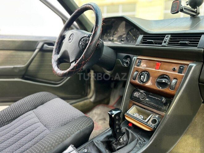 Mercedes  1985, 400,000 km - 2.0 л - Gəncə
