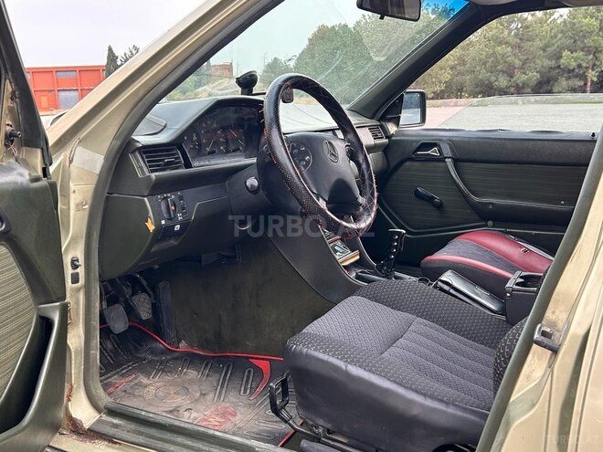 Mercedes  1985, 400,000 km - 2.0 л - Gəncə