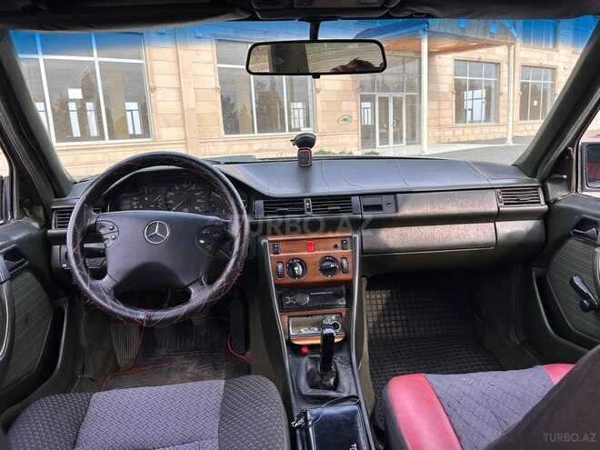 Mercedes  1985, 400,000 km - 2.0 л - Gəncə