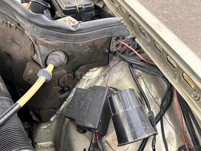 Mercedes  1985, 400,000 km - 2.0 л - Gəncə