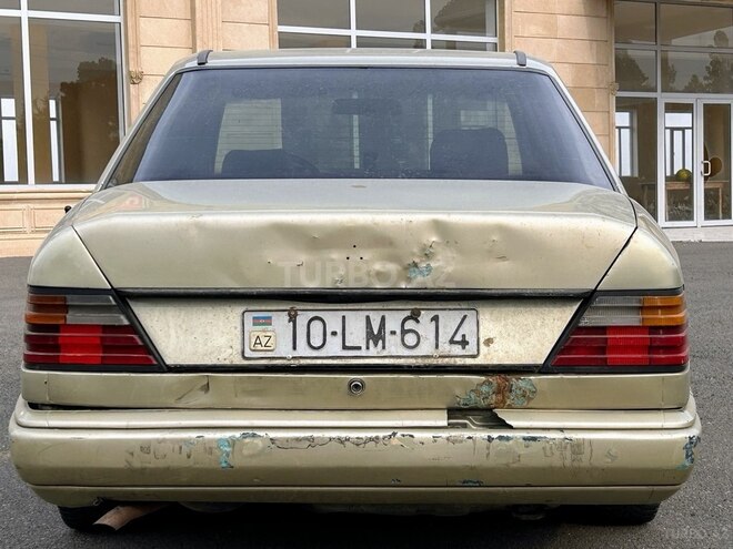 Mercedes  1985, 400,000 km - 2.0 л - Gəncə