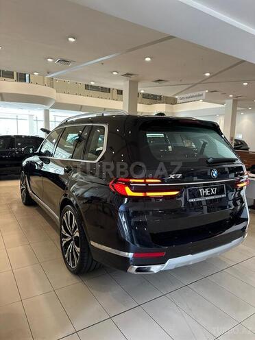 BMW X7-7
