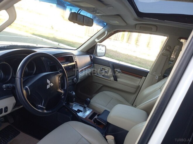 Mitsubishi Pajero 2007, 200,000 km - 3.0 l - Bakı