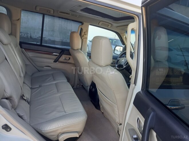 Mitsubishi Pajero 2007, 200,000 km - 3.0 l - Bakı