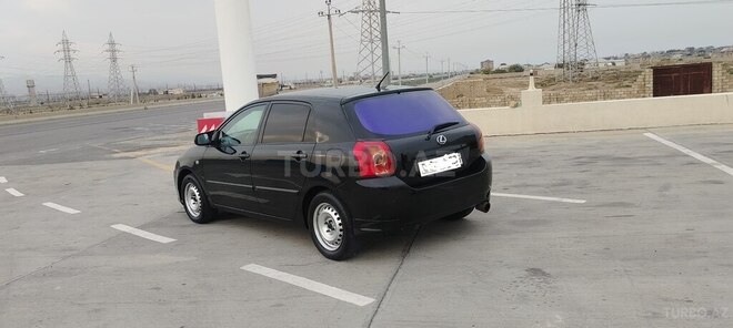 Toyota Corolla 2005, 278,000 km - 1.4 l - Bakı