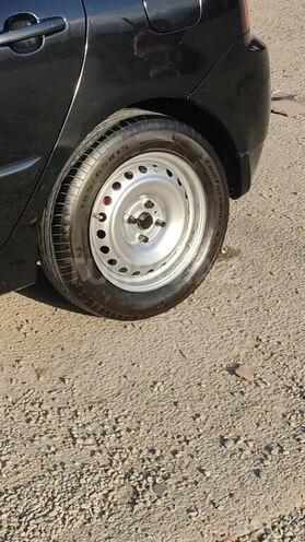 Toyota Corolla 2005, 278,000 km - 1.4 l - Bakı