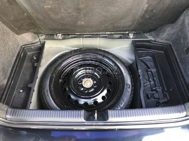 Toyota Corolla 2005, 278,000 km - 1.4 l - Bakı
