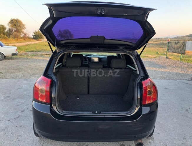 Toyota Corolla 2005, 278,000 km - 1.4 l - Bakı