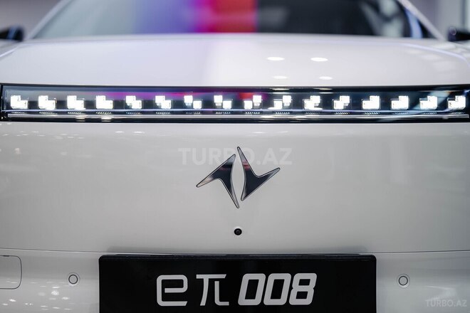 DongFeng YiPai 008-9
