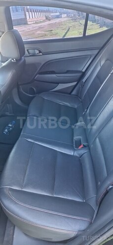 Hyundai Elantra 2018, 142,000 km - 1.6 л - Şəki